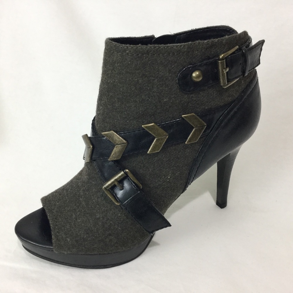 Nine West Military Peep Toe Heeled Bootie 7.5